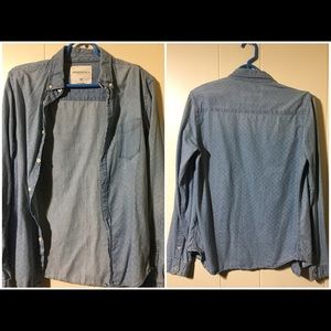 Aeropostale long sleeve chambray shirt